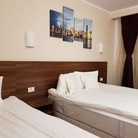 Hotel Hermes Alba Iulia Ngoại thất bức ảnh