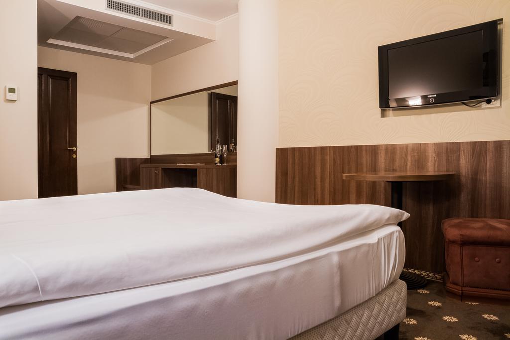 Hotel Hermes Alba Iulia Ngoại thất bức ảnh