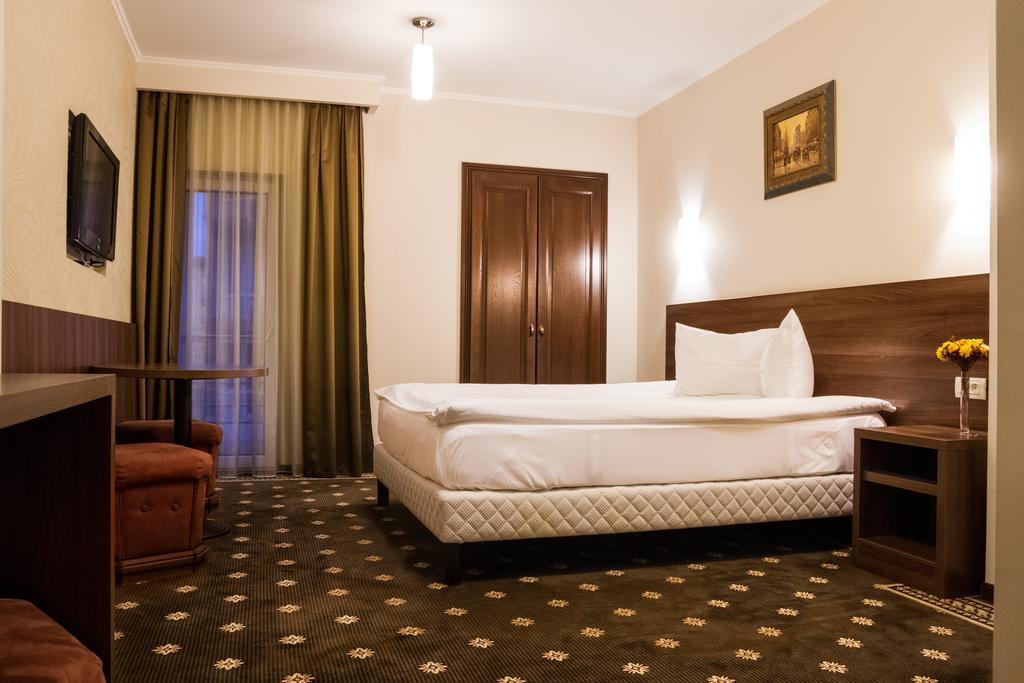 Hotel Hermes Alba Iulia Ngoại thất bức ảnh