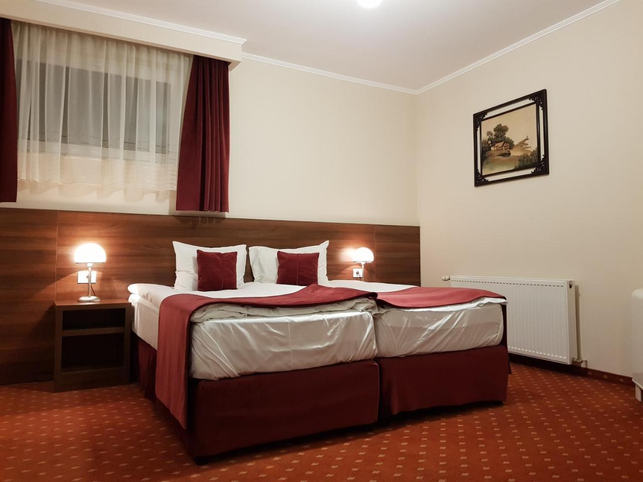 Hotel Hermes Alba Iulia Ngoại thất bức ảnh