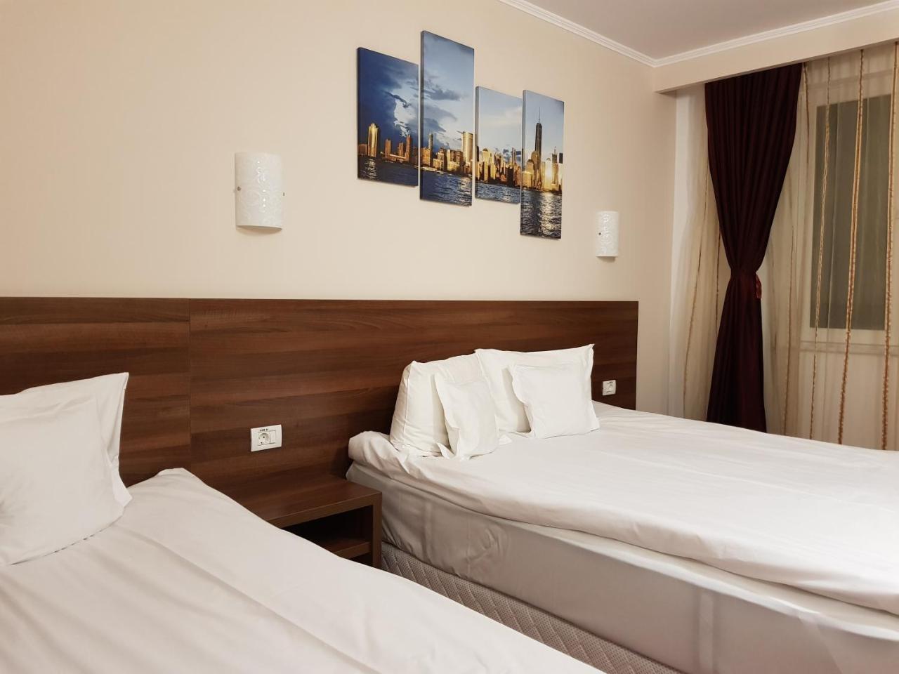 Hotel Hermes Alba Iulia Ngoại thất bức ảnh