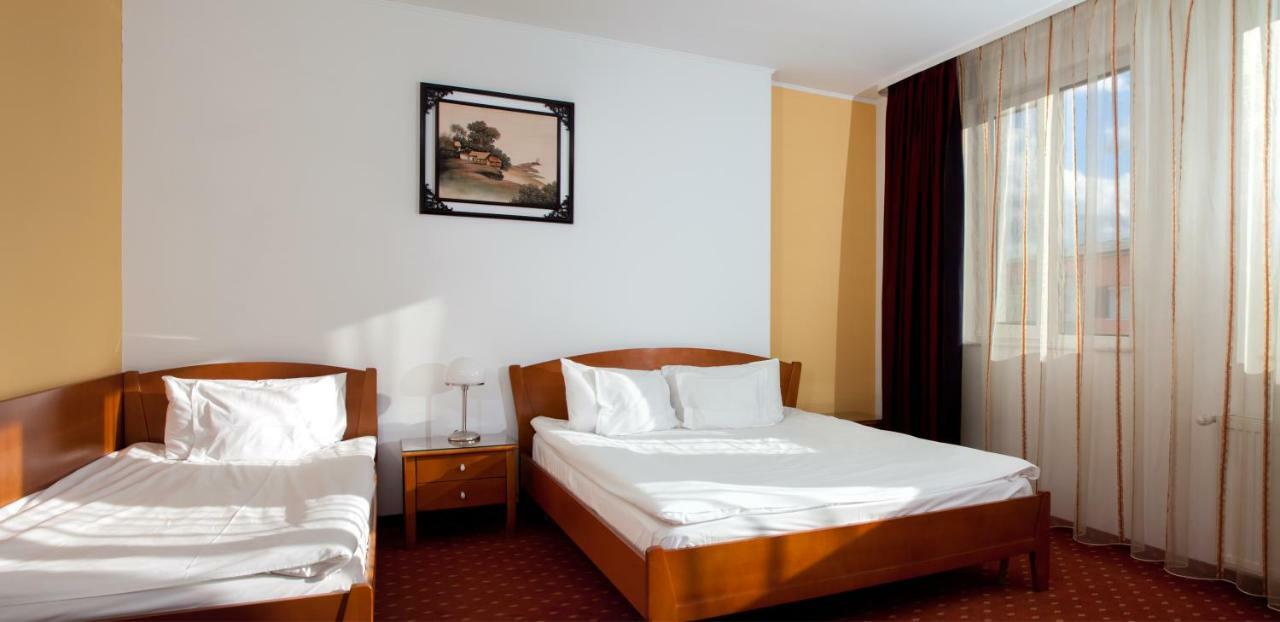 Hotel Hermes Alba Iulia Ngoại thất bức ảnh